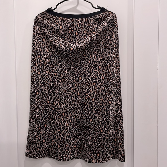 Victoria’s Secret Leopard Print Slip Skirt - Picture 2 of 6